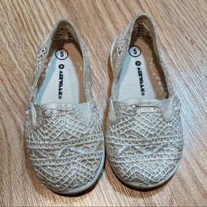 Airwalk‎ crochet lace shoes 5